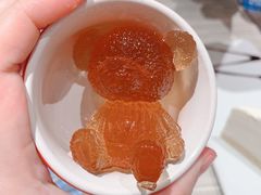 一只躺赢的小熊-必胜客(证大大拇指店)