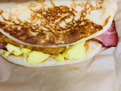-Taco Bell 塔可贝尔(东方明珠店)