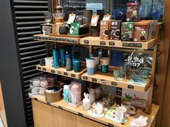 零售区-星巴克臻选(北京世贸天阶店)