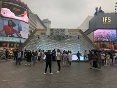 -泡泡玛特POPMART(国金街店)