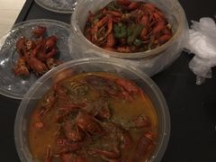 -虾弄弄海派小龙虾·牛羊蝎子火锅