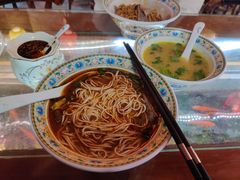 -金杨拉面王小吃面馆·牛三宝面·红烧牛肉粉
