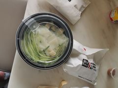 -荀记肉夹馍(三八家乐福店)