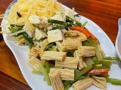 -六禾熏酱小酒馆·东北菜(海甸岛店)