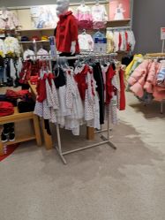 -乐友孕婴童(万象城店)