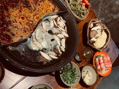 -四小区火锅·巷子里的重庆火锅(花照壁店)