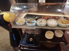 -岷山饭店-芝芝自助餐厅