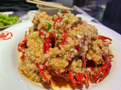 -肥肥虾庄·金牌油焖大虾(汉街SKP店)