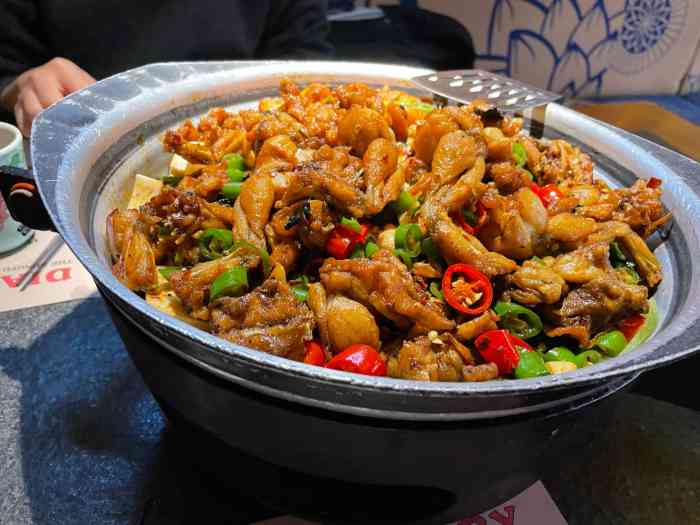 蛙小侠(滨湖万达店)-"蛙小侠铁锅牛蛙(滨湖万达店)的午餐 服务.