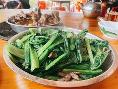 油麦菜炒鹅杂-大眼强五杯鹅·桑拿鸡煲