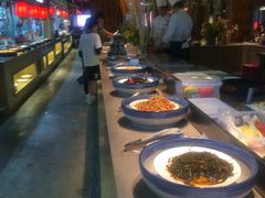 自助取餐区-印象鲵宴·张家界地标美食名片(溪布街店)