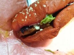 红傲椒皇堡-汉堡王(上海虹口龙之梦)