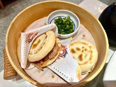 肉夹馍馍-奔跑吧陕菜·盛世长安(民乐园万达店)