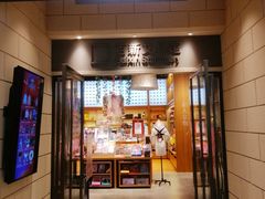 -百新书局(尚悦湾店)