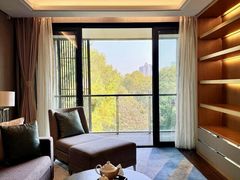 -衡山路(地铁站)