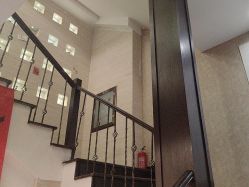 -威思丽高温瑜伽会馆