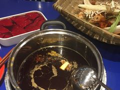 -马路边边火锅串串(观前街店)
