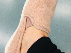 -UGG(燕莎奥特莱斯购物中心店)