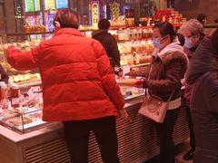 -巴黎贝甜(大宁国际商业广场店)