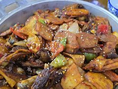 -尕胡才炕锅烤羊肉馆(八一路店)