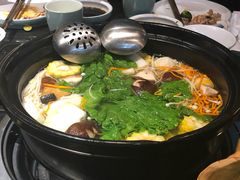 -东椰·海南椰子鸡火锅(朝阳门店)