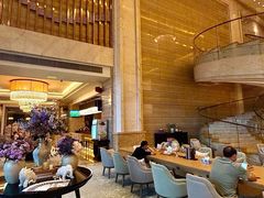 -广州万富希尔顿酒店·感趣自助餐厅·金秋蟹宴生蚝海鲜刺身