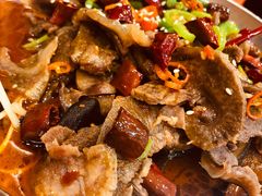 -李连贵熏肉美食酒楼(东市商贸店)