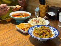 拼桌别人的饭-韩师傅老大同刀削面(北苑路店)