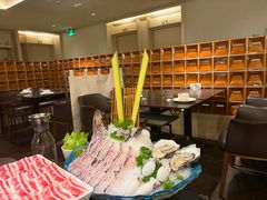 -鲜入唯煮·港式海鲜牛肉火锅(金宝街店)