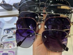 -罗伯特眼镜·蔡司官方授权(前海桂湾店)
