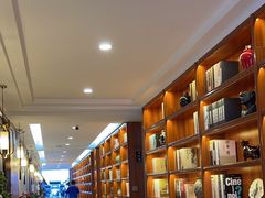 -香山湖渔家大院