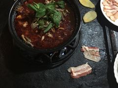 -阿婆情腊排骨火锅(金虹路店)