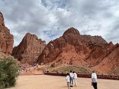 -天山神秘大峡谷