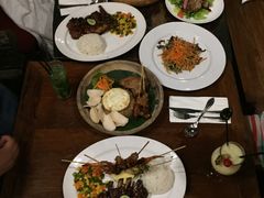 -Pundi Pundi Restaurant