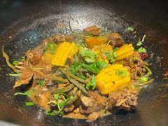 -锅老头海鲜铁锅炖