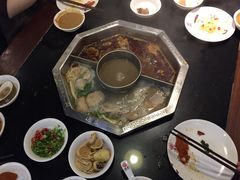 -重庆德庄火锅(体育中心店)