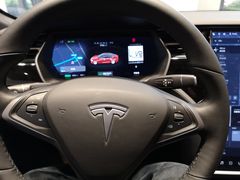-TESLA 特斯拉(上海太古汇体验店)
