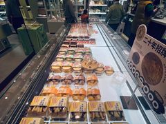 -超港·蛋糕面包(国购店)