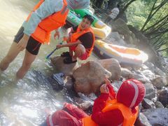 -雅鲁激流探险漂流