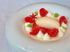 -AZUR聚(香格里拉饭店)