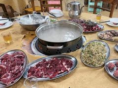-五洞培记山庄·鲜牛肉火锅