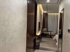 -蓝蔻酒店(深圳东站布吉万象汇店)