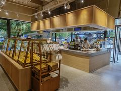 -Dough&Joe团憩(瑞虹天地月亮湾店)