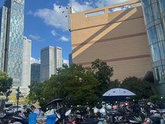 -义乌小商品批发市场(中国小商品城·篁园服装市场店)