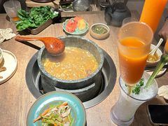 -蘑界·野生菌火锅(深业上城店)