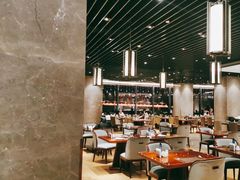 -武汉世茂希尔顿酒店·汇·全日餐厅