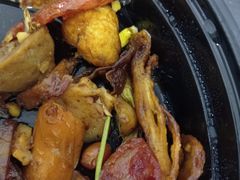 -愉肴麻辣香锅(中北镇店)