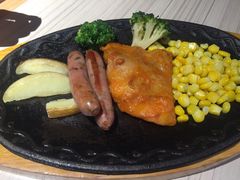 -卢家妈妈·西餐厨房(卜蜂中心店)