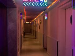 -唯爱KTV聚会餐厅(仙林东城汇店)