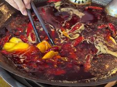 -黄潇洒老火锅(九眼桥宏济巷店)